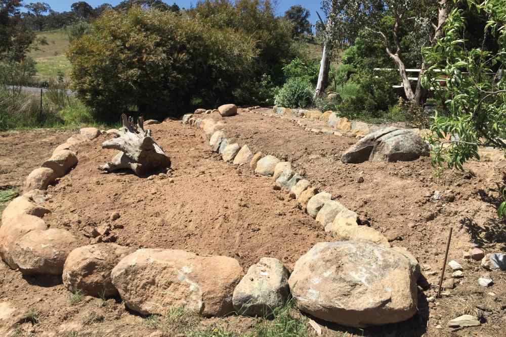 Landscaping supplies including soils, mulches, and aggregates for properties in the Yass Valley and Greater Canberra area